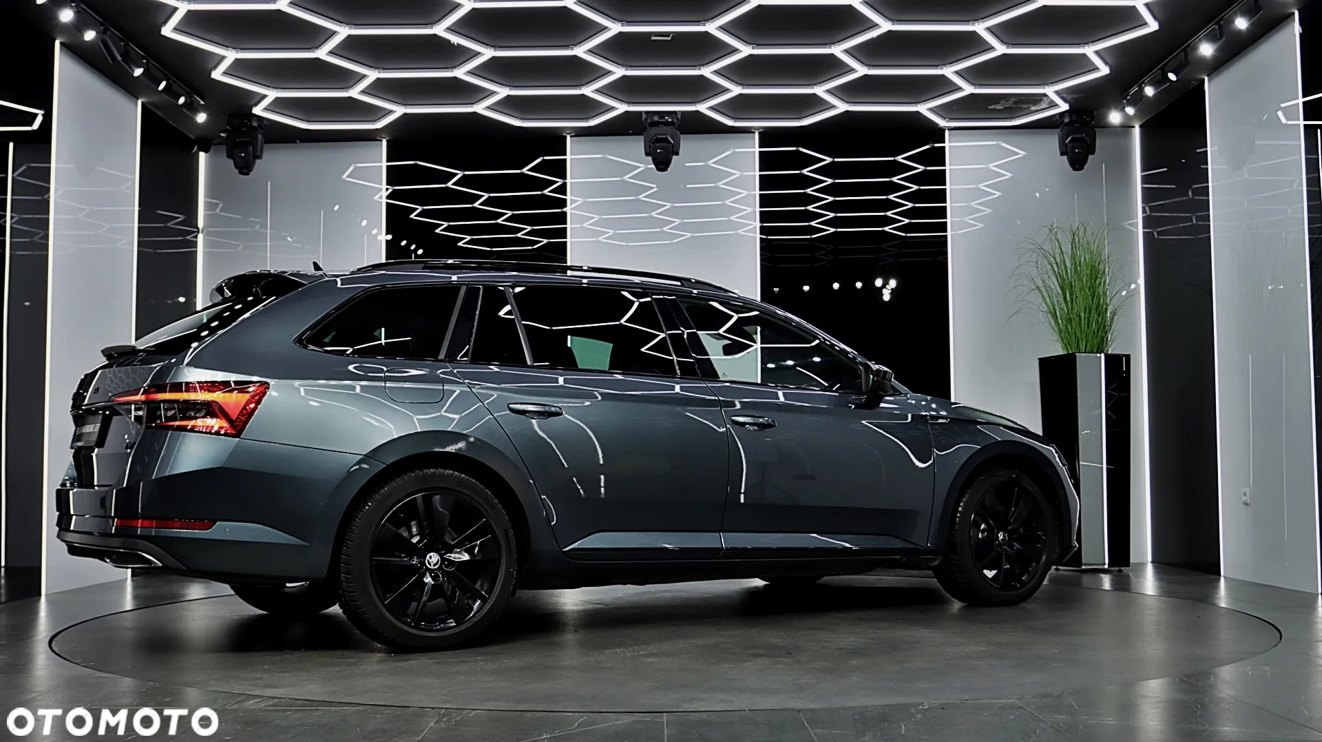 Skoda Superb 1.4 TSI Plug-In Hybrid Sportline DSG - 9