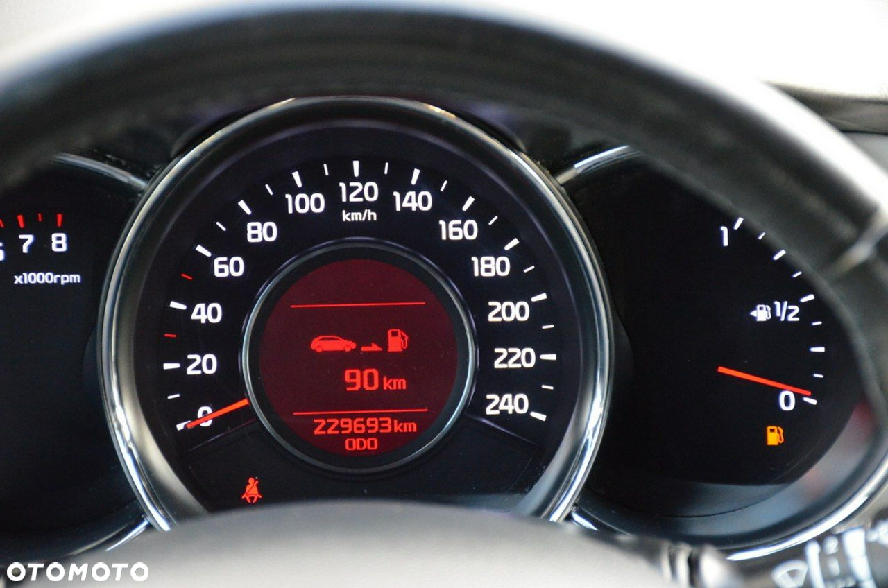 Kia Ceed - 29