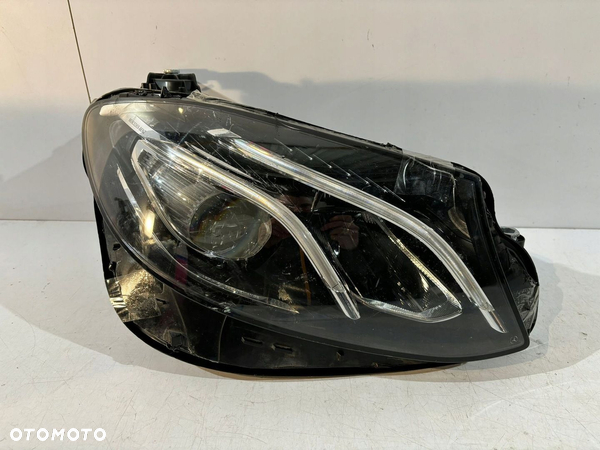 Mercedes E W213 Lampa LED HP Prawa - 13884