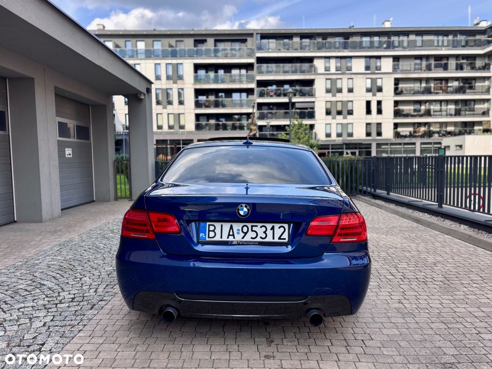 BMW Seria 3 335i M Sport Edition - 12