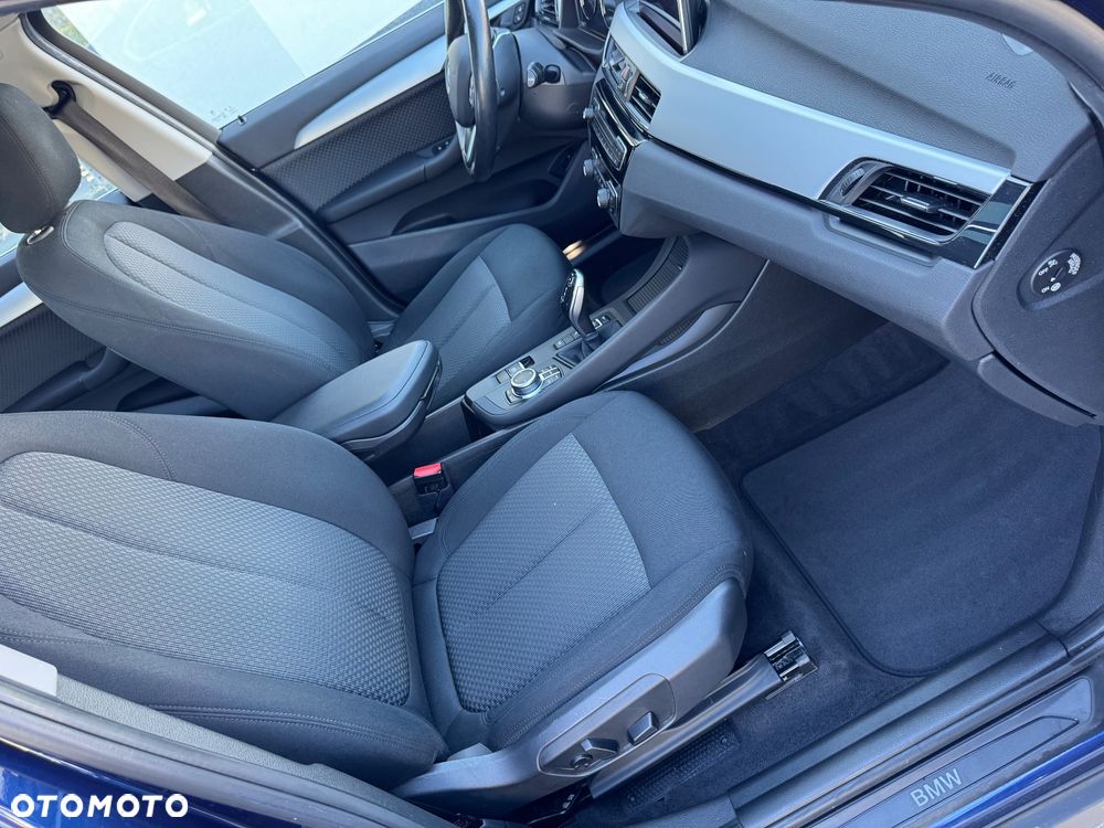 BMW X1 xDrive20i Advantage sport - 24