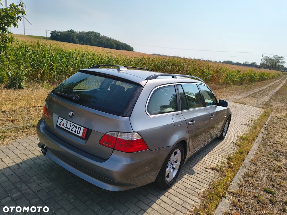 BMW Seria 5 520d Special Edition - 26