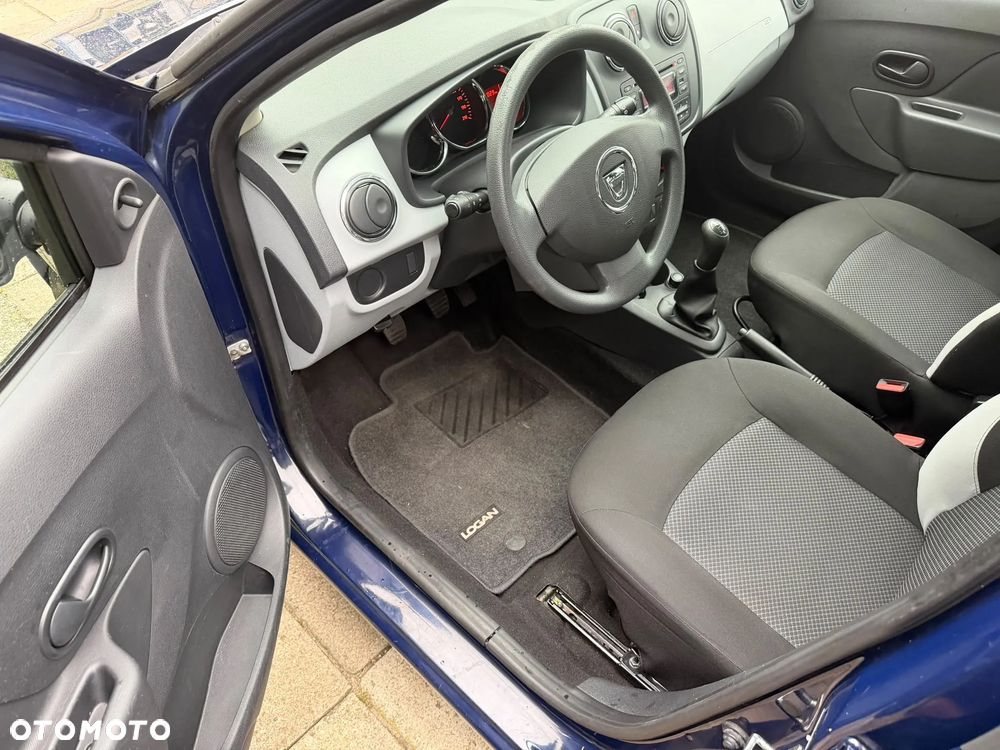Dacia Logan 1.2 16V 75 Celebration - 11