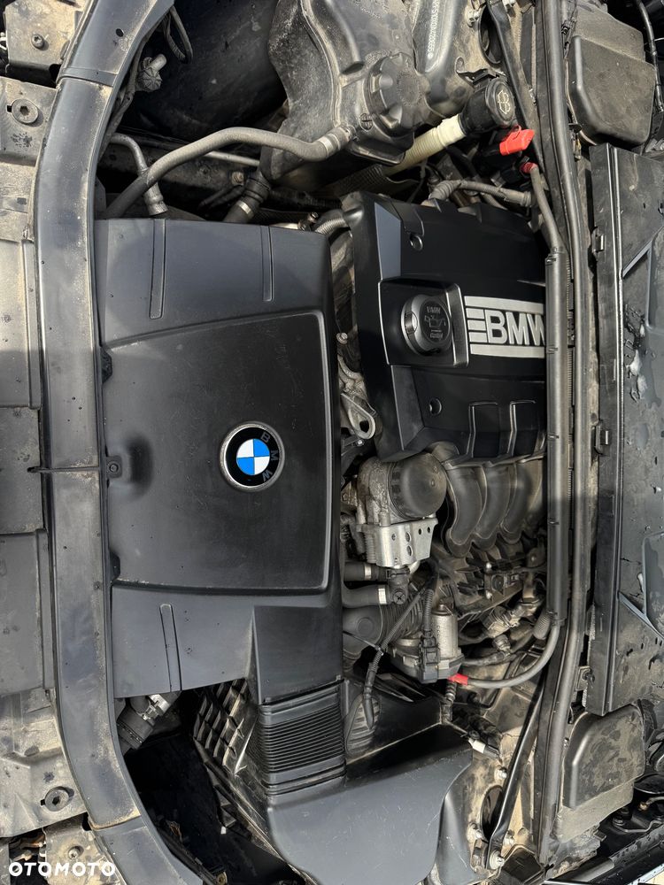 BMW Seria 3 318i - 6
