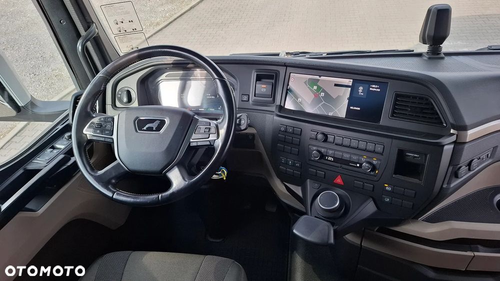 MAN TGX 18.510 / RETARDER / LOW DECK / MEGA / KLIMA POSTOJOWA / NA GWARANCJI 2027 - 28