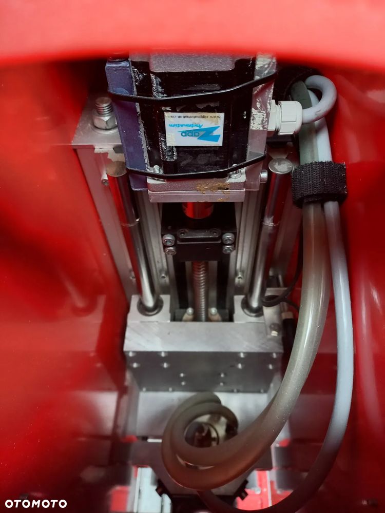 Frezarka  CNC - 7