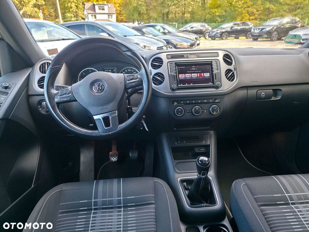 Volkswagen Tiguan - 6