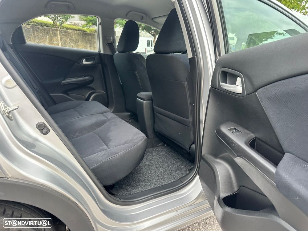 Honda Civic 1.6 i-DTEC Comfort - 36
