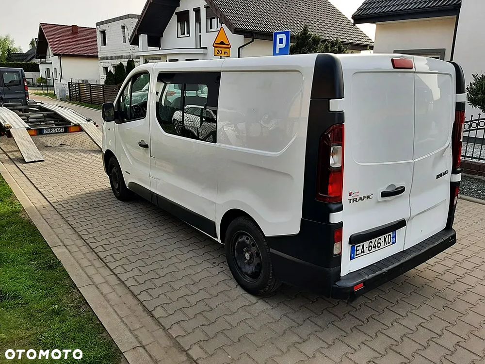 Renault TRAFIC - 4