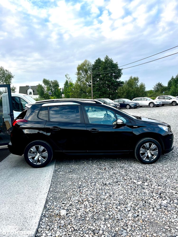 Peugeot 2008 PureTech 82 Allure - 3