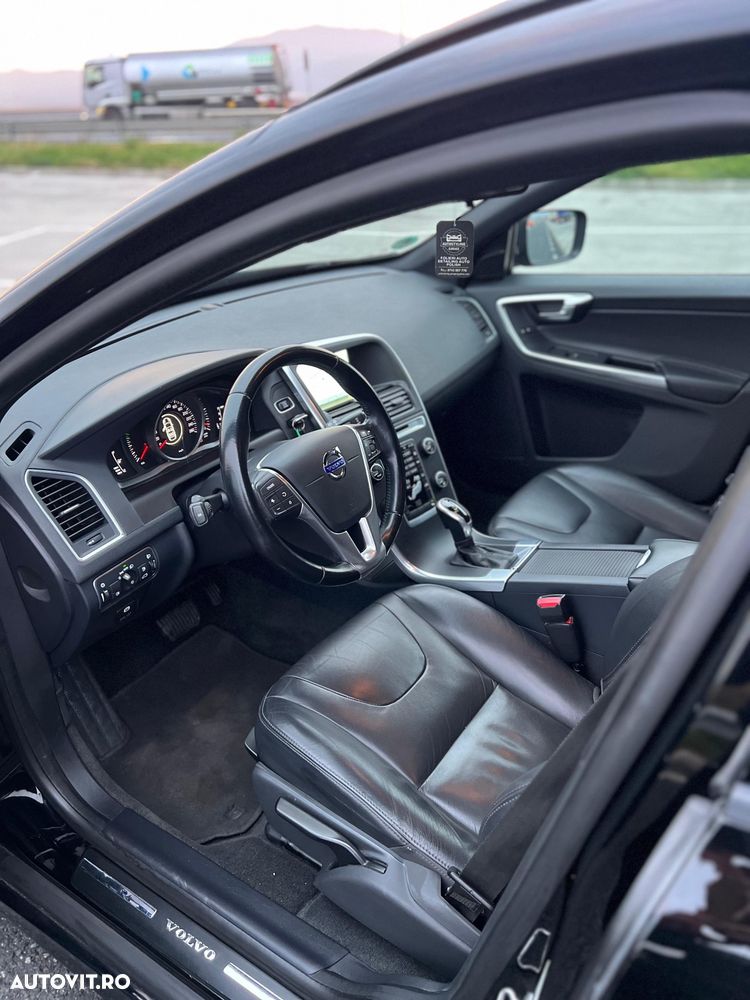 Volvo XC 60 D3 Kinetic - 8