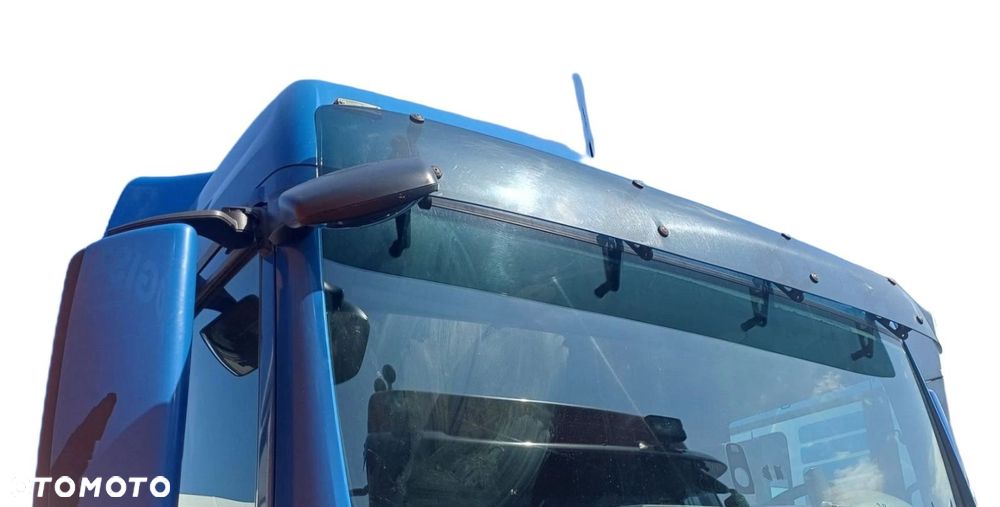 BLENDA DASZEK OSŁONA PRZECIWSŁONECZNA MAN TGX EURO - 1