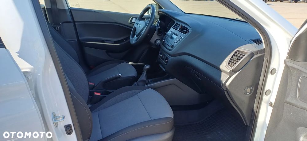 Hyundai i20 - 7