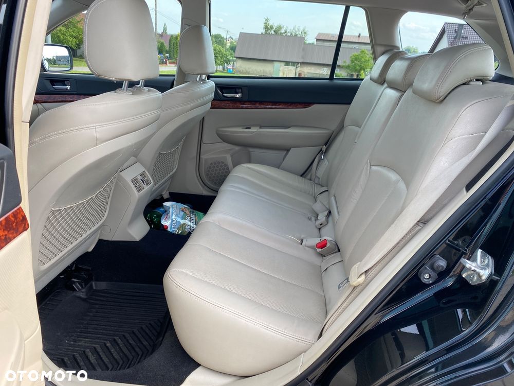 Subaru Outback - 7