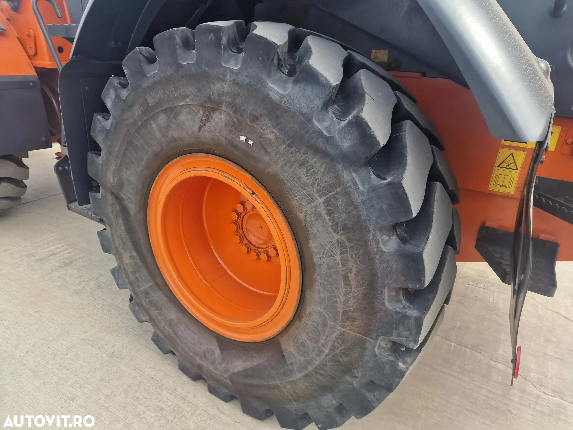 Hitachi ZW150-6, 1.090 ore, CUPA 2,5m, anv MICHELIN L5, Cupla rapida, Joystick, posibilitate leasing 4 ani, CA NOU, PROMOTIE 99.900 EUR+Tva - 14