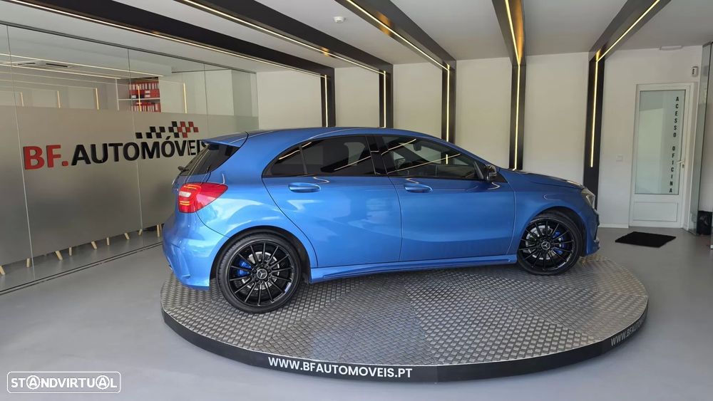 Mercedes-Benz A 180 d AMG Line - 8