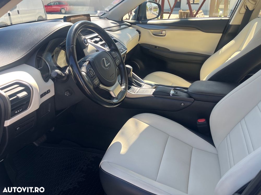 Lexus Seria NX - 5