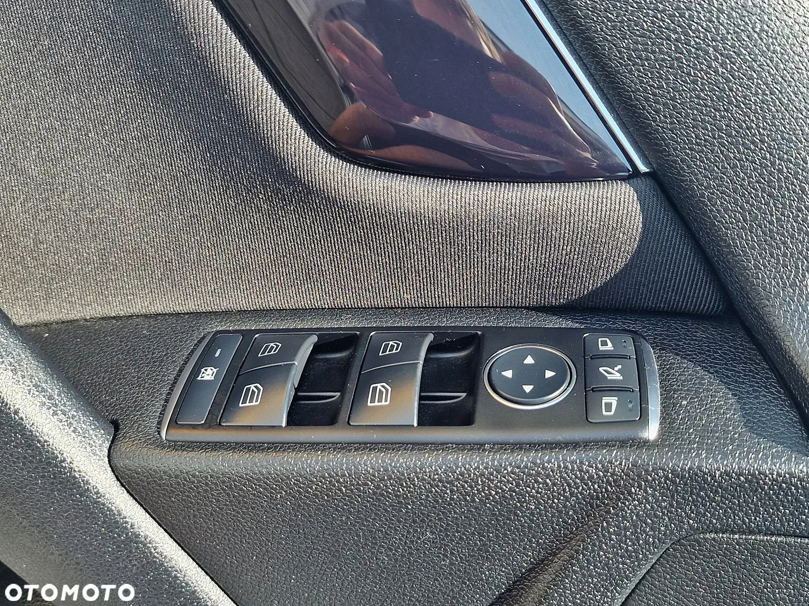 Mercedes-Benz Klasa C 180 T BlueEFFICIENCY - 20