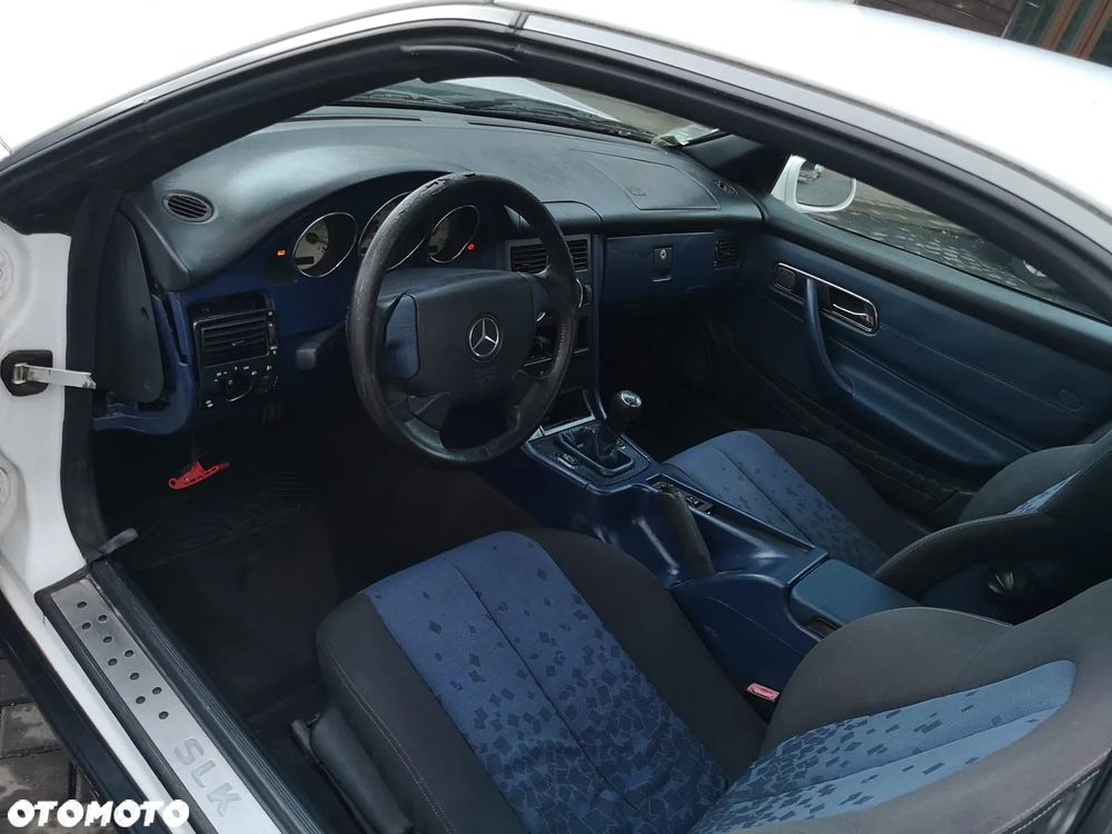 Mercedes-Benz SLK - 28