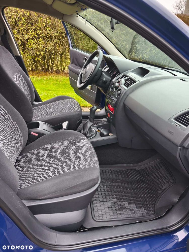 Renault Megane 1.5 dCi Confort Authentique - 16