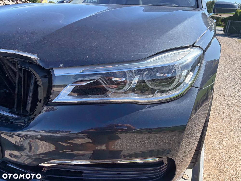 BMW Seria 7 - 19