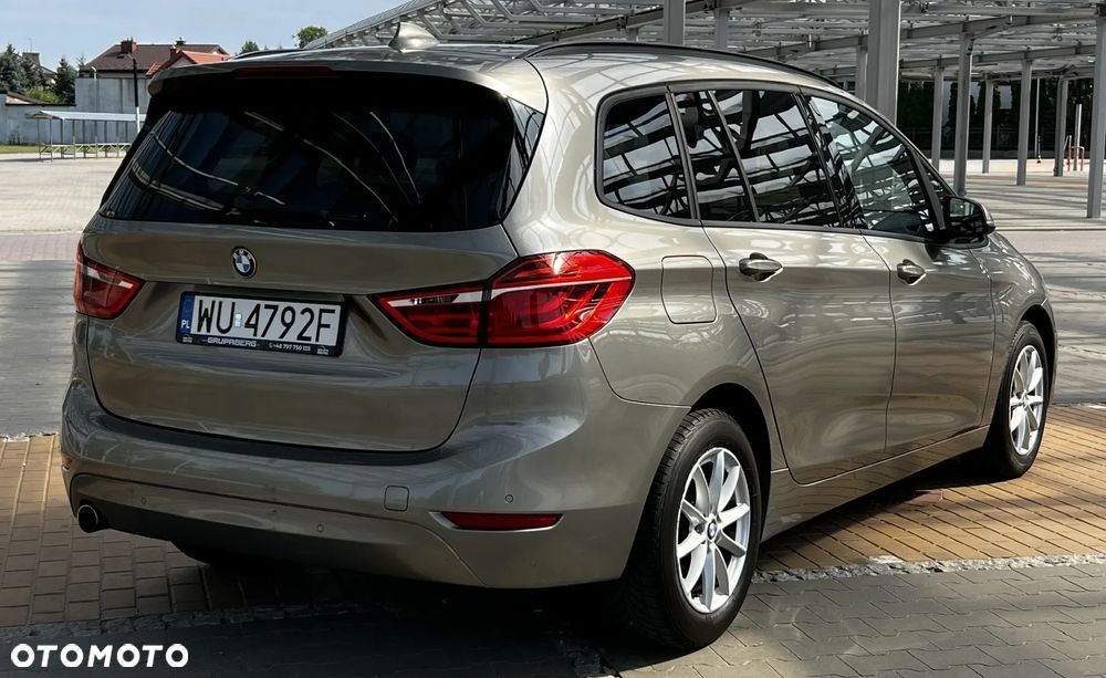 BMW Seria 2 218d Advantage - 7