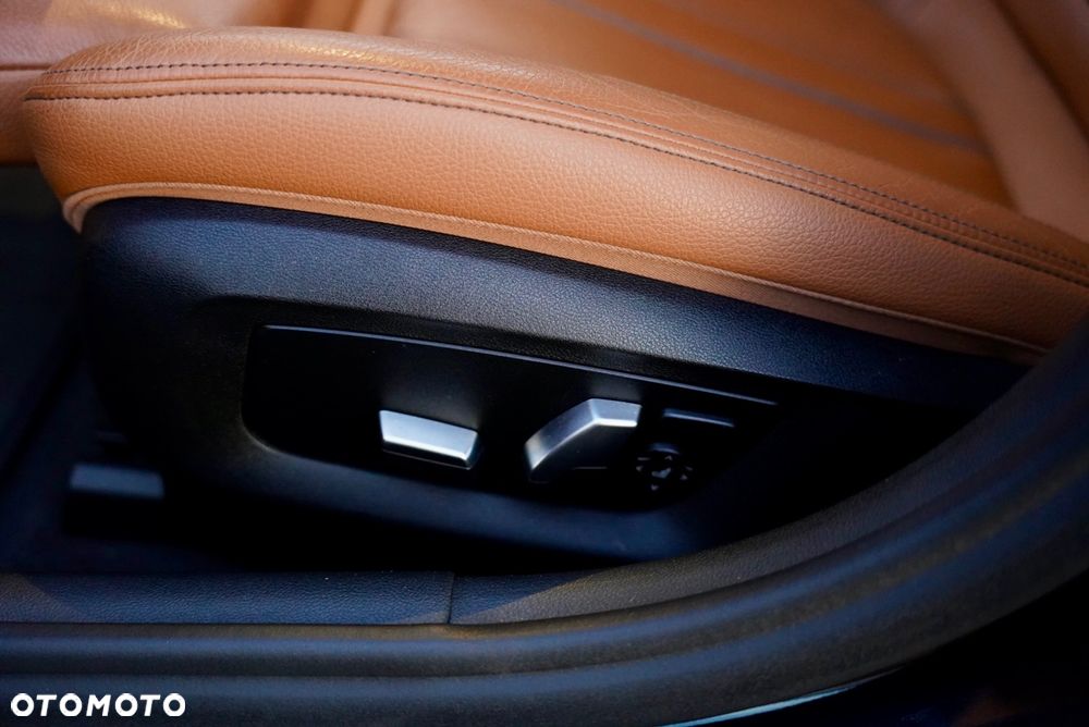 BMW Seria 5 530d M Sport sport - 27