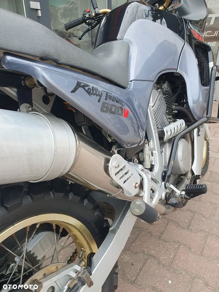 Honda Transalp - 13