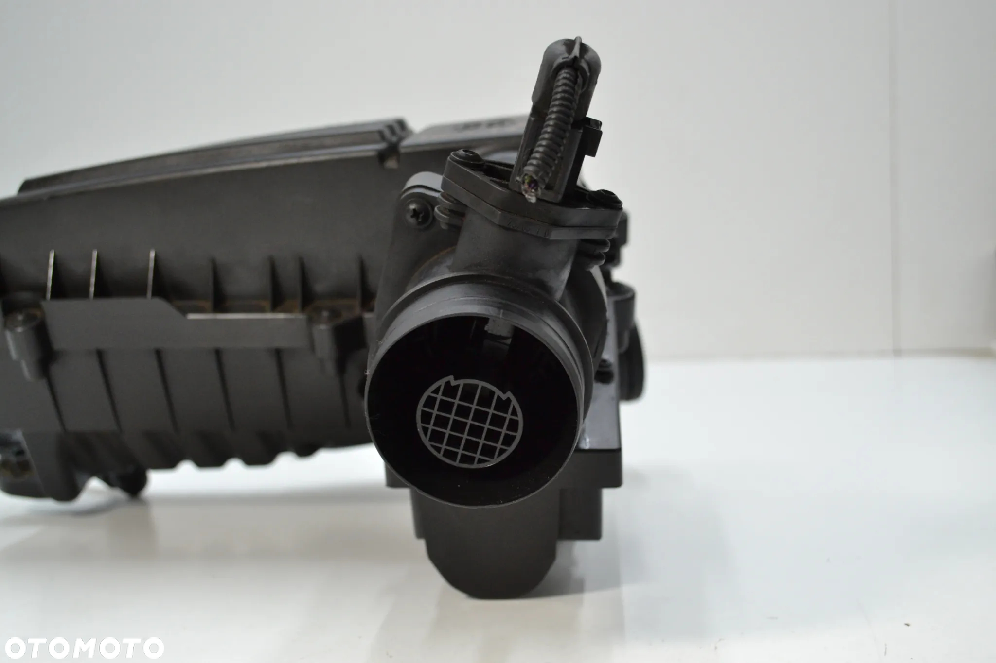 AUDI A3 8P OBUDOWA FILTRA POWIETRZA PRZEPŁYWKA PRZEPŁYWOMIERZ 3C0129607BA - 4