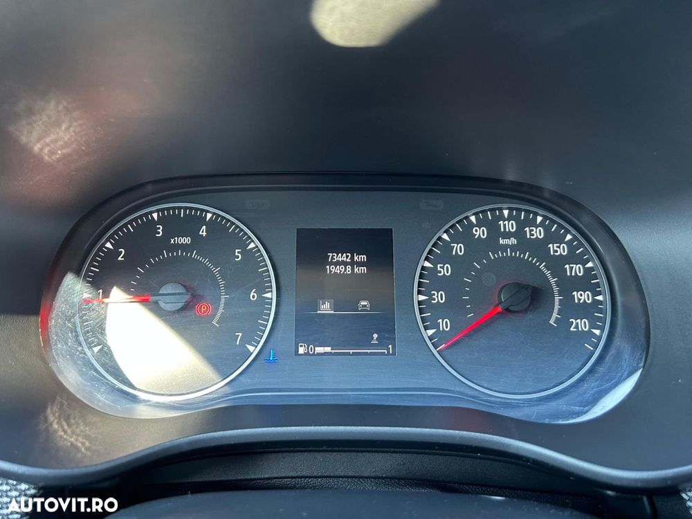 Dacia Logan TCe 90 MT6 Comfort - 11