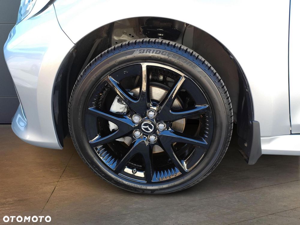 Mazda 2 - 10