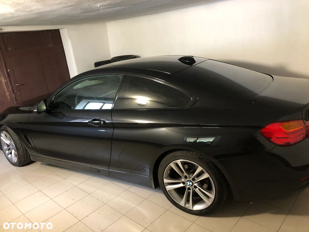 BMW Seria 4 420d Coupe Sport Line - 11