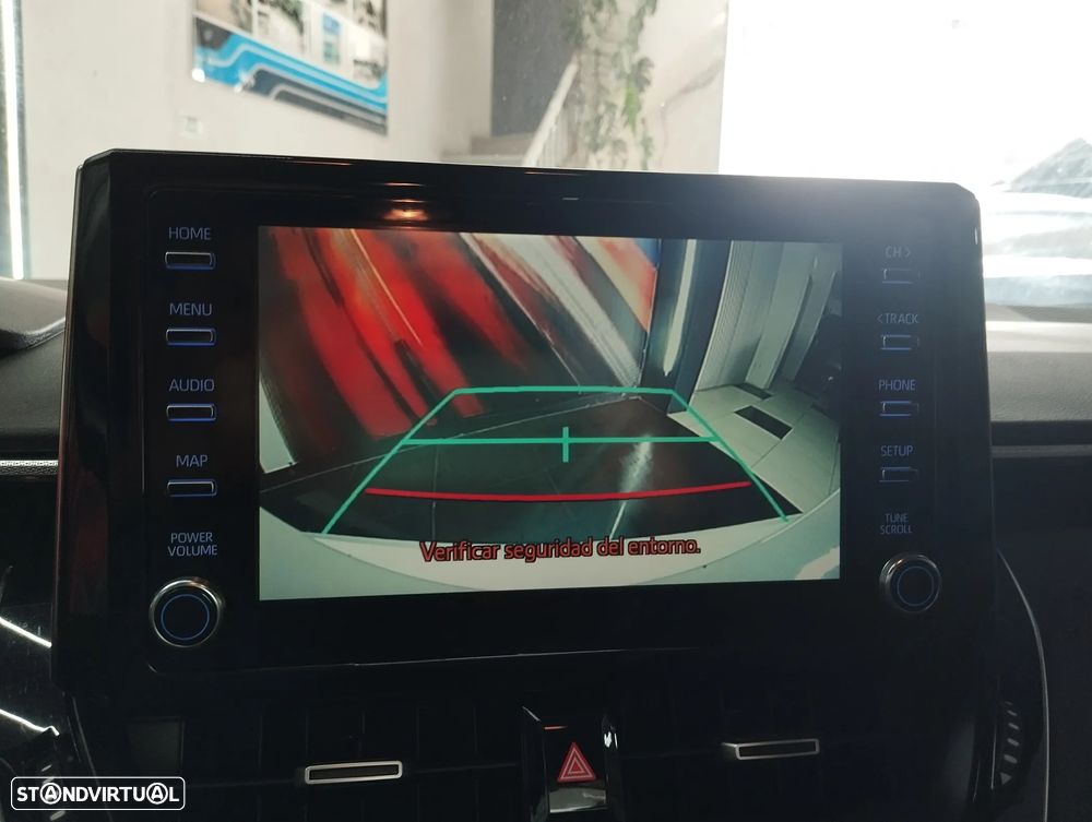 Toyota Corolla 1.8 Hybrid Comfort - 25