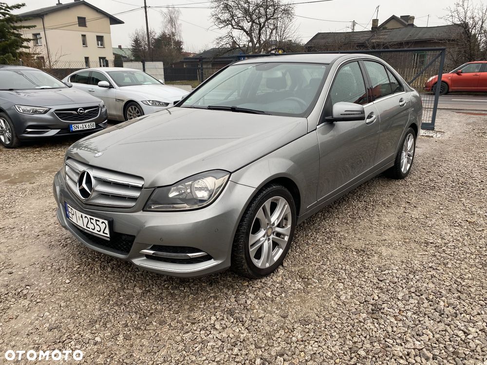 Mercedes-Benz Klasa C 180 (BlueEFFICIENCY) Avantgarde - 17
