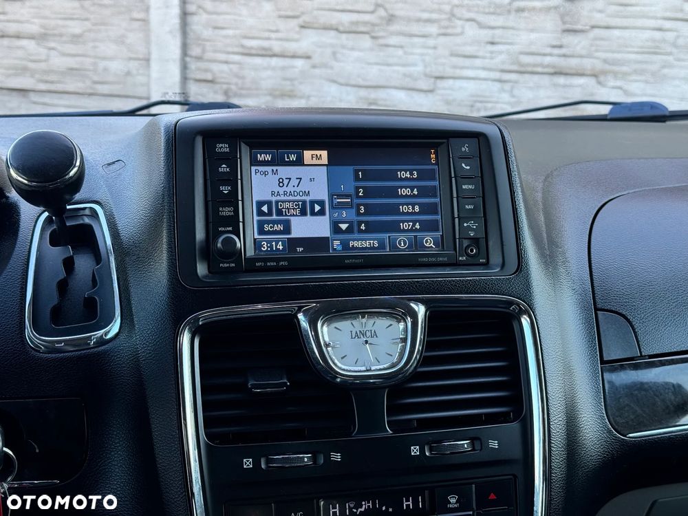 Lancia Voyager 2.8CRD Platinum - 31