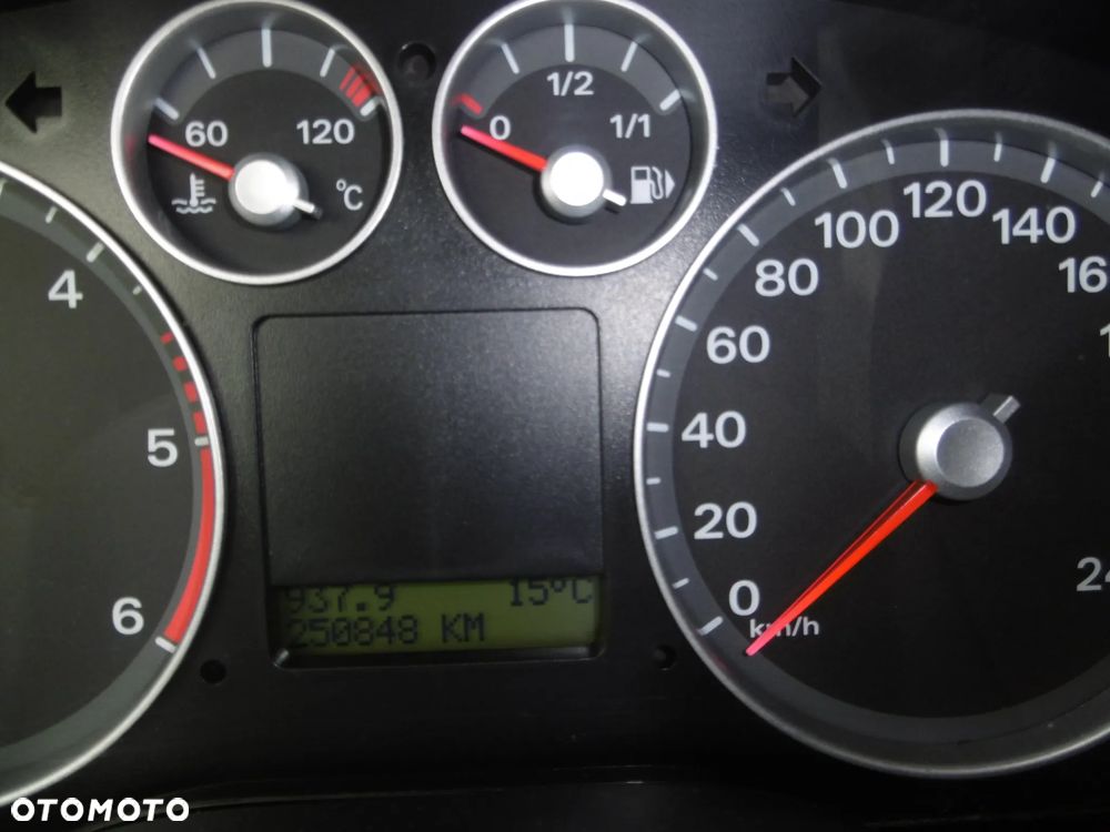 Ford C-MAX - 2