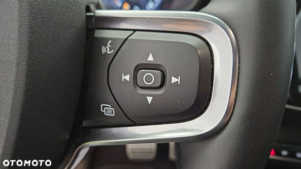Volvo XC 40 T5 Plug-In Hybrid R-Design - 15