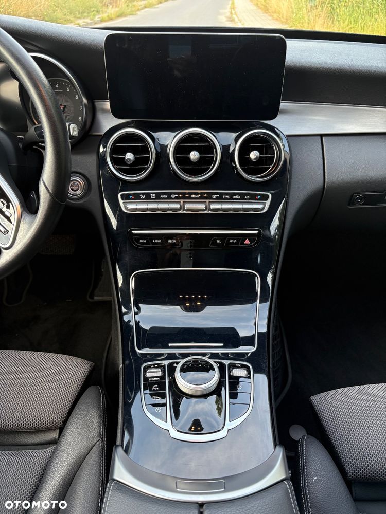 Mercedes-Benz Klasa C 180 9G-TRONIC - 8