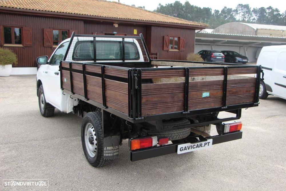 Toyota Hilux 2.4 D-4D 4WD CS CH - 3