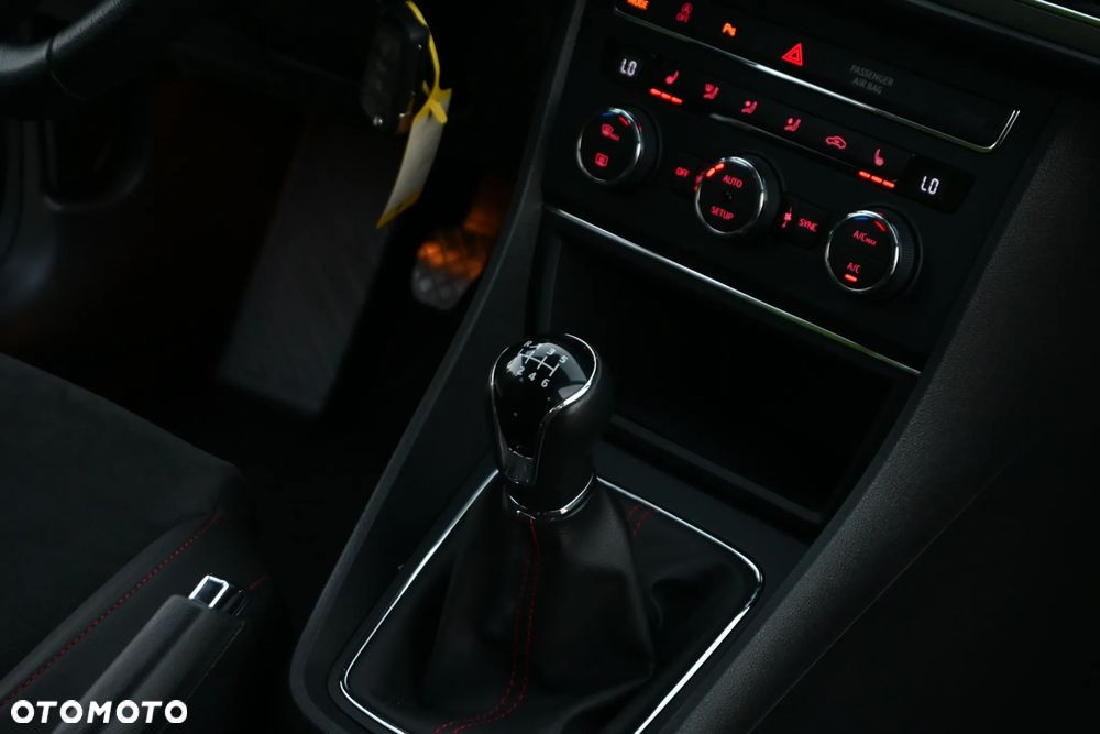 Seat Leon 2.0 TDI DPF FR - 29
