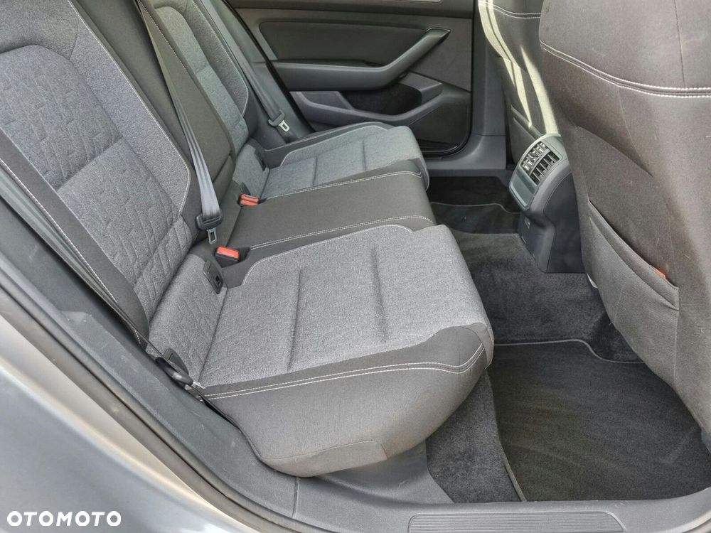 Volkswagen Passat Variant 1.5 TSI EVO Essence - 13