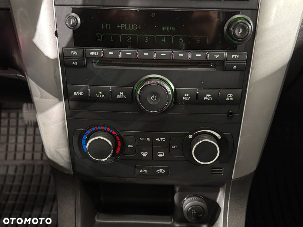 Chevrolet Captiva - 17