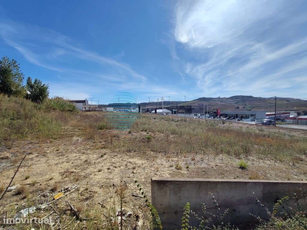 Espaço com cerca de 1.000 m² , Torres Vedras - Grande imagem: 2/9