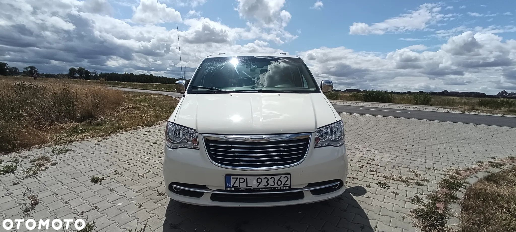Chrysler Town & Country 3.6 Touring - 1