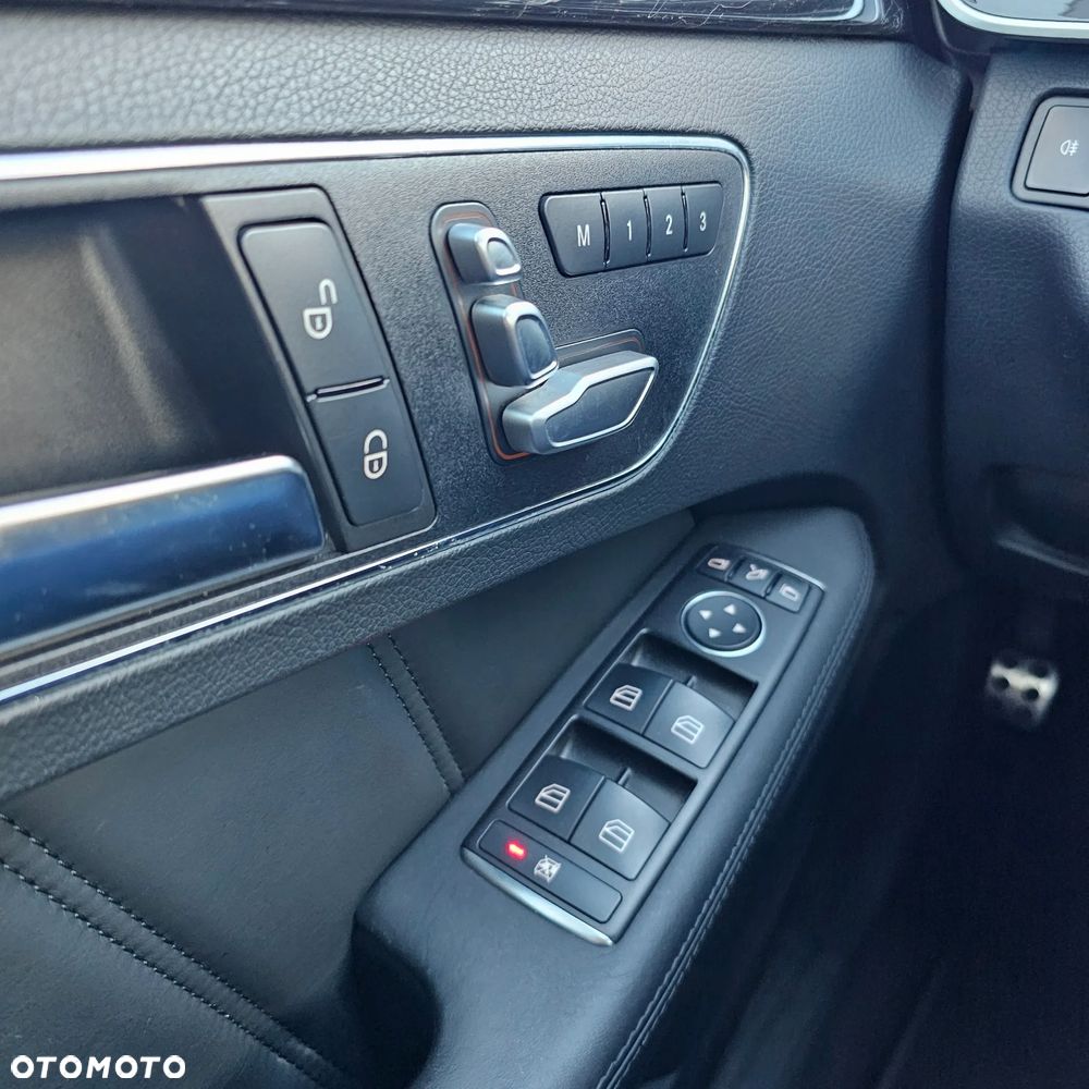 Mercedes-Benz Klasa E 63 AMG 4Matic AMG Speedshift MCT - 12