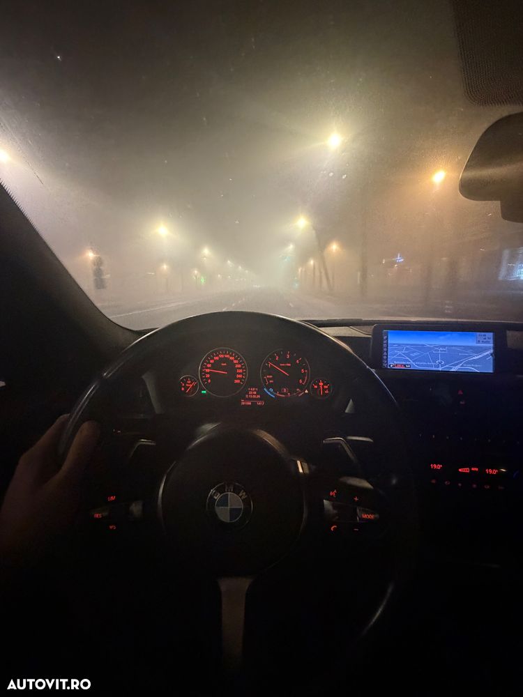 BMW Seria 3 320d DPF Aut. - 13