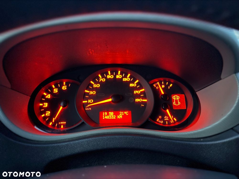 Renault Master - 20