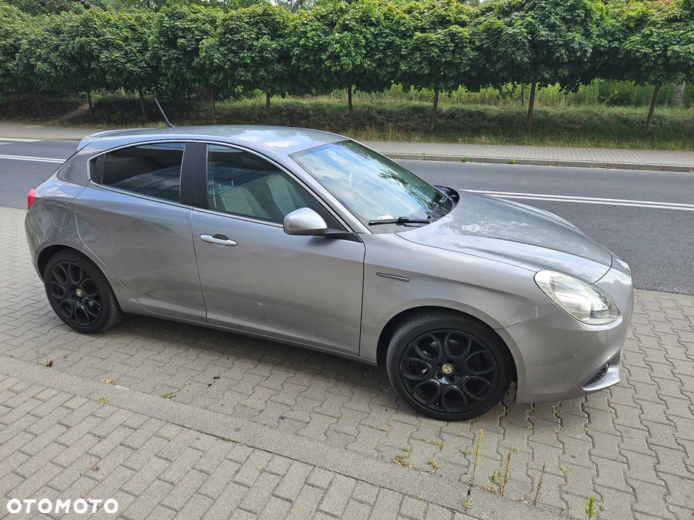 Alfa Romeo Giulietta - 7