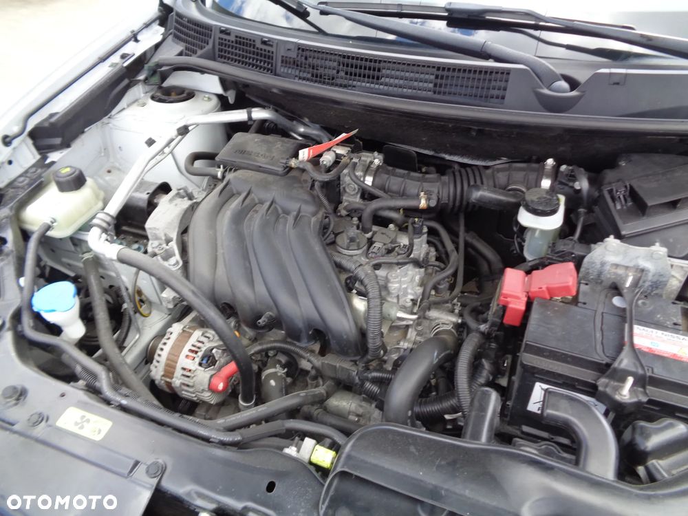 Nissan Qashqai 1.6 Visia CVT - 26