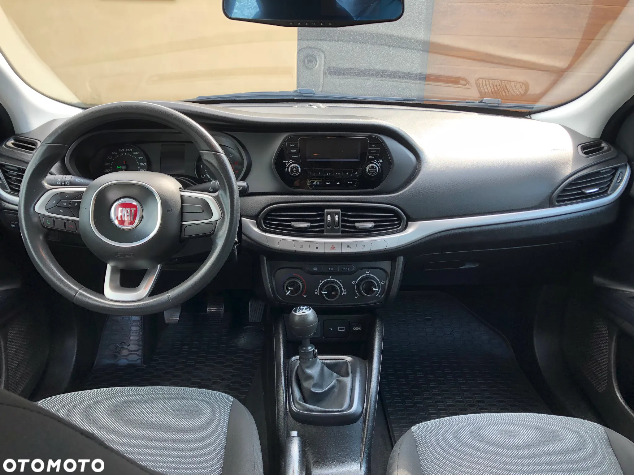 Fiat Tipo 1.4 16v Easy - 12